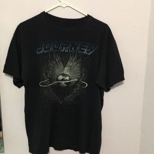 Size L Vintage Graphic Band Tee Journey.